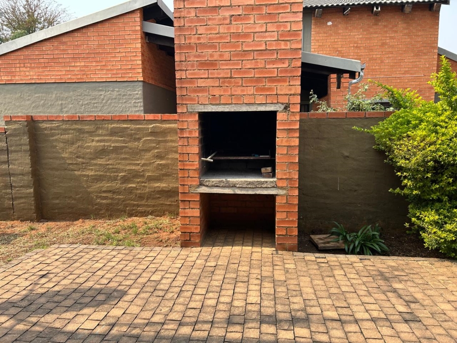 3 Bedroom Property for Sale in Waterval East North West